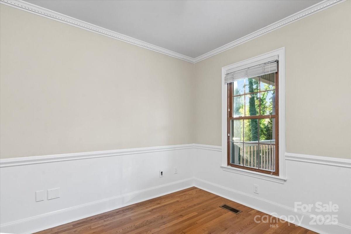 Kannapolis, North Carolina, 28081, United States, 3 Bedrooms Bedrooms, ,4 BathroomsBathrooms,Residential,For Sale,1989536