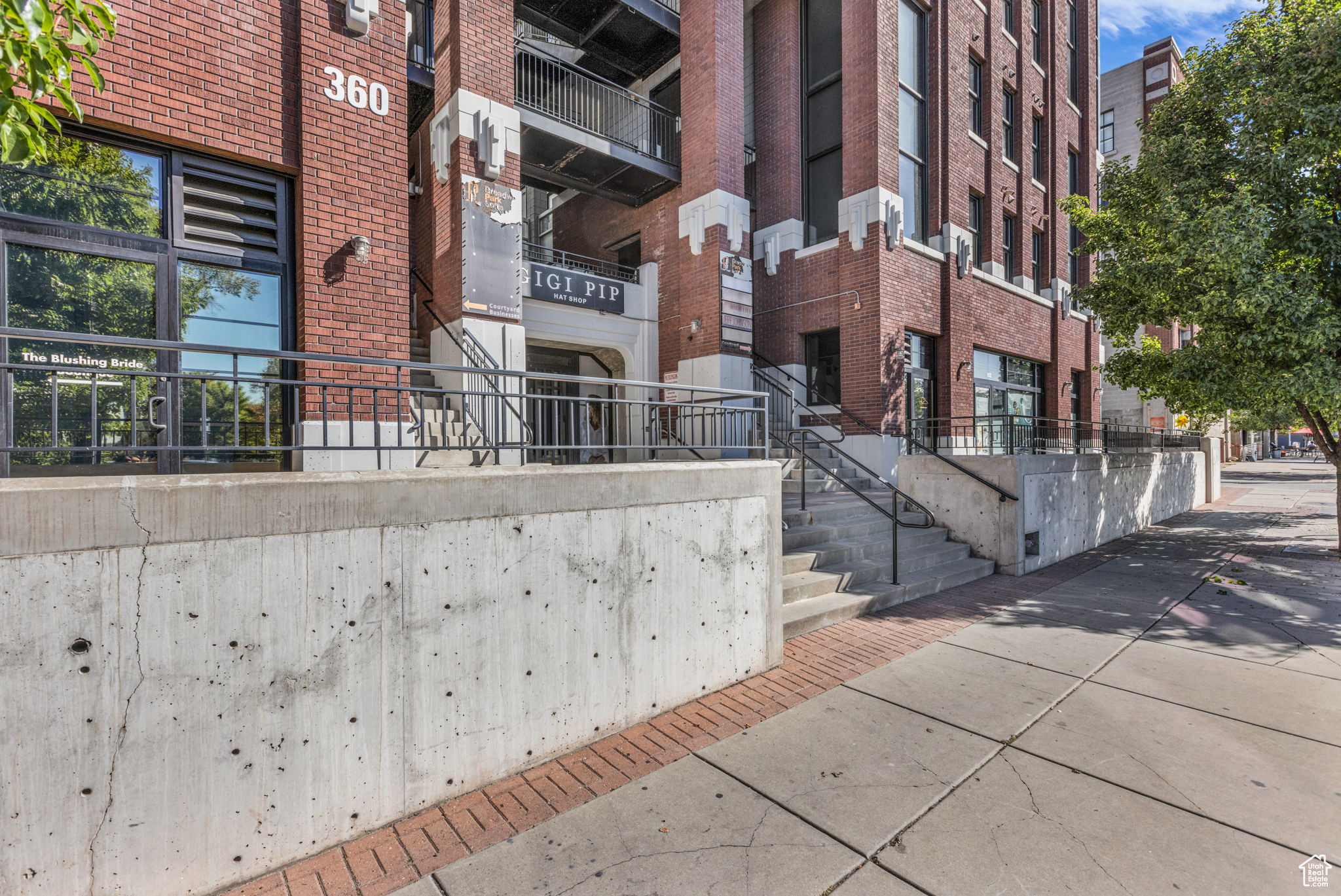 Salt Lake City, Utah, 84101, United States, 2 Bedrooms Bedrooms, ,1 BathroomBathrooms,Residential,For Sale,1950761