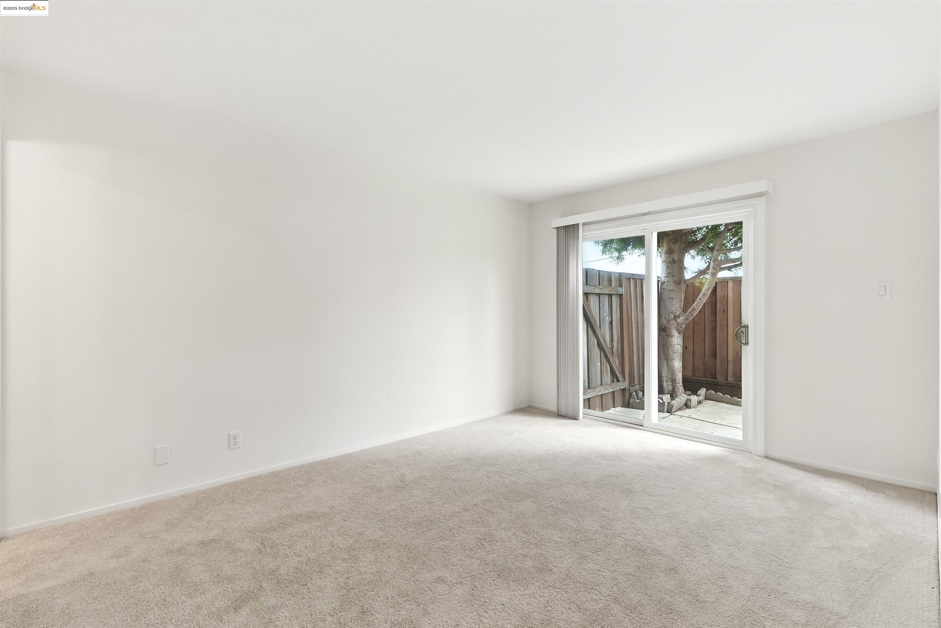 San Leandro, California, 94577, United States, 2 Bedrooms Bedrooms, ,2 BathroomsBathrooms,Residential,For Sale,1900911