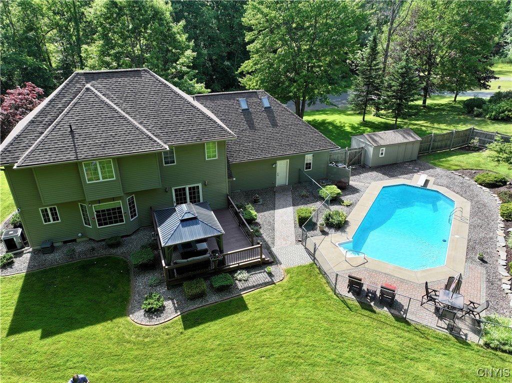 Oswego, New York, 13126, United States, 4 Bedrooms Bedrooms, ,3 BathroomsBathrooms,Residential,For Sale,1899451