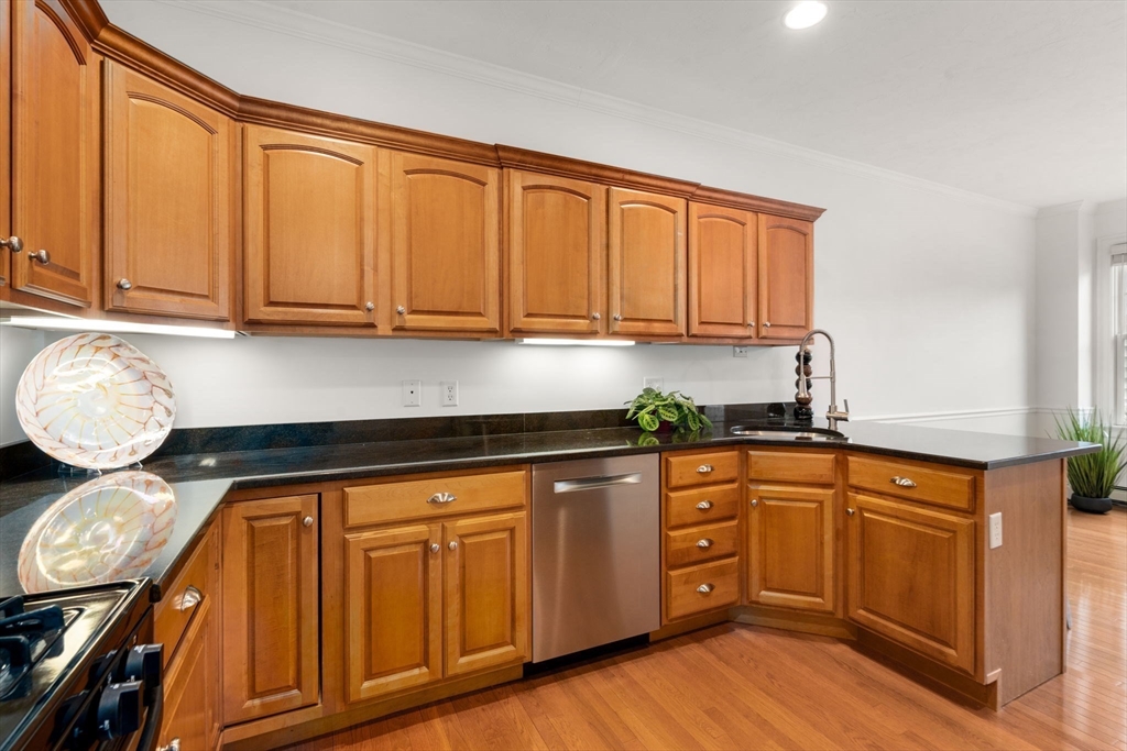 Hanover, Massachusetts, 02339, United States, 2 Bedrooms Bedrooms, ,3 BathroomsBathrooms,Residential,For Sale,1826600
