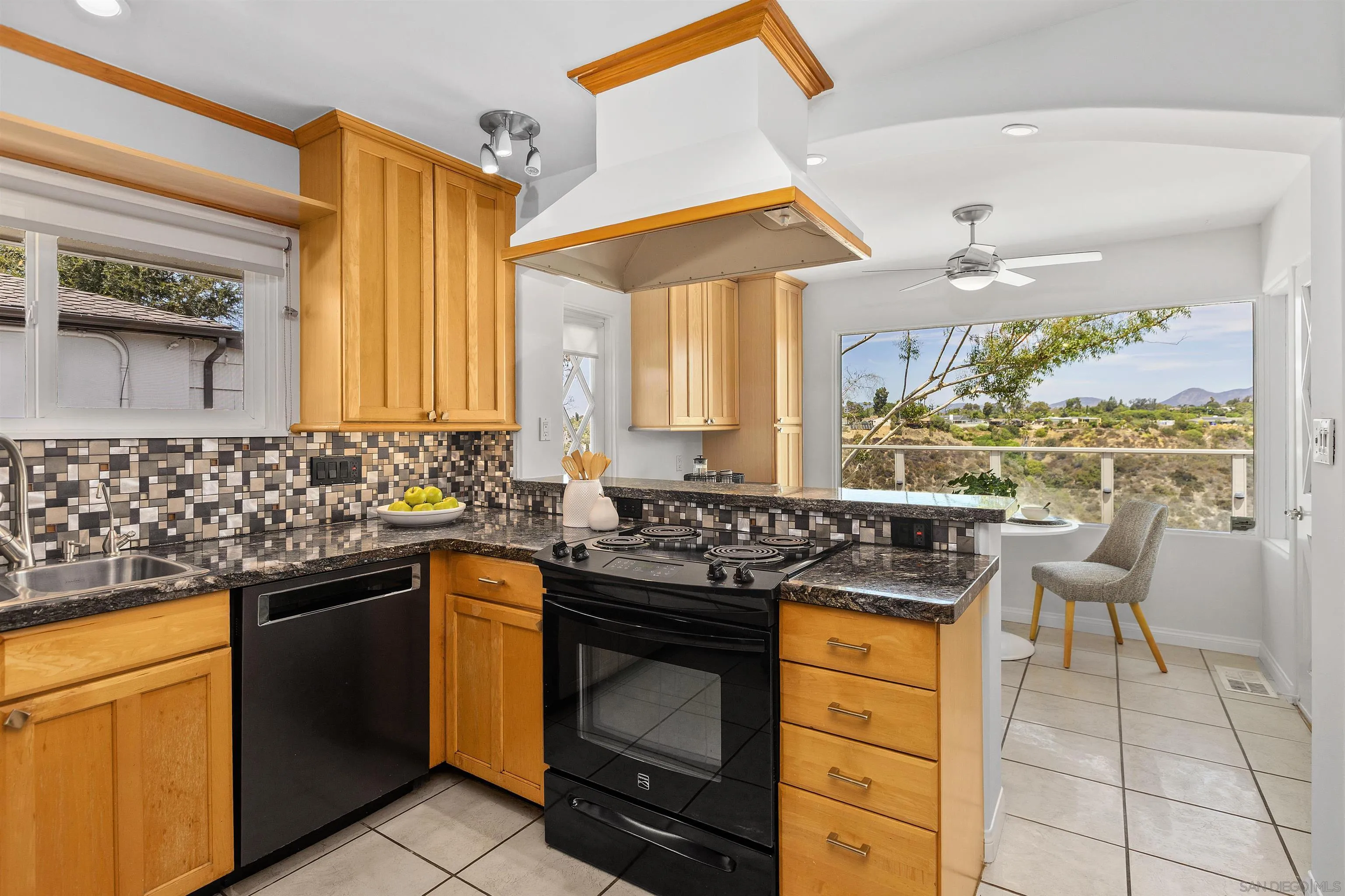 San Diego, California, 92115, United States, 3 Bedrooms Bedrooms, ,2 BathroomsBathrooms,Residential,For Sale,1960954