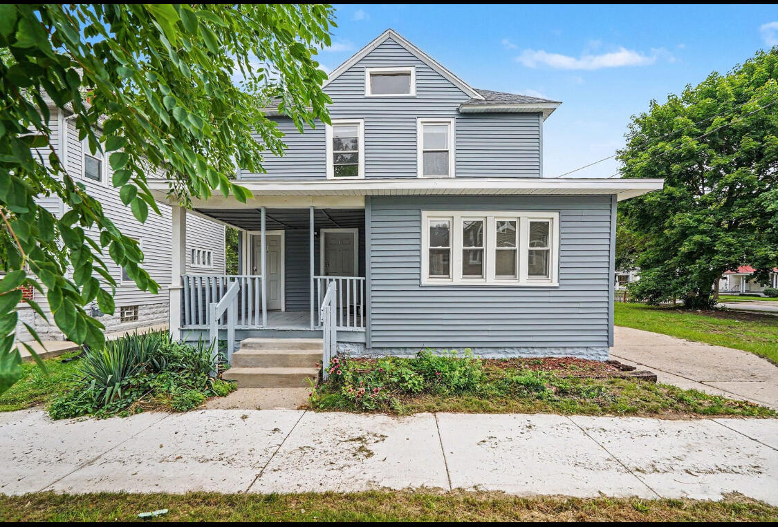 11th St, Grand Rapids, MI 49504