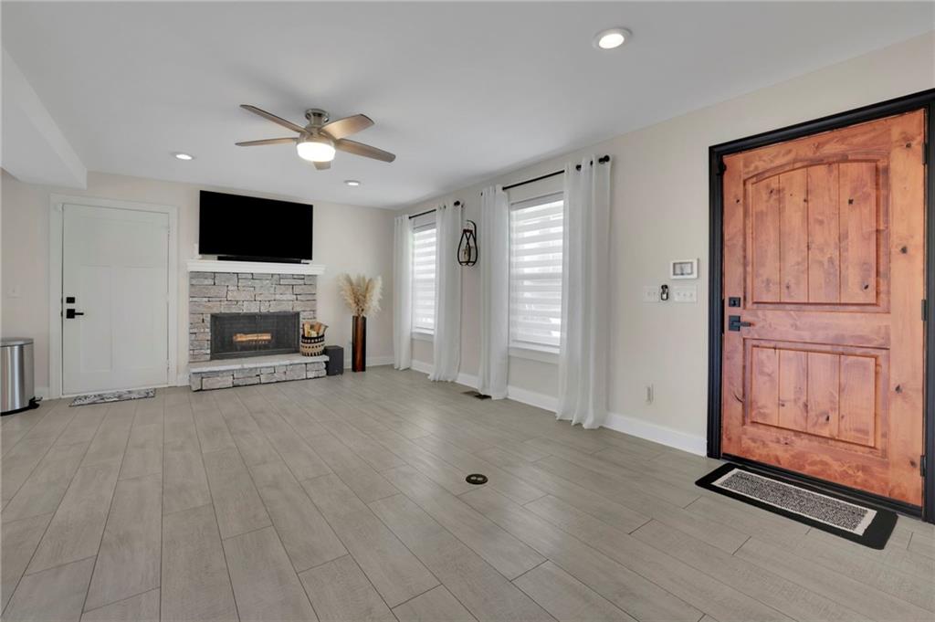 Dahlonega, Georgia, 30533, United States, 4 Bedrooms Bedrooms, ,4 BathroomsBathrooms,Residential,For Sale,1889816