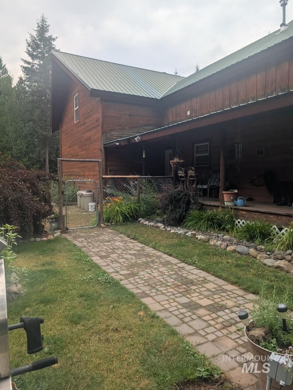 Athol, Idaho, 83801, United States, 5 Bedrooms Bedrooms, ,3 BathroomsBathrooms,Residential,For Sale,1903809