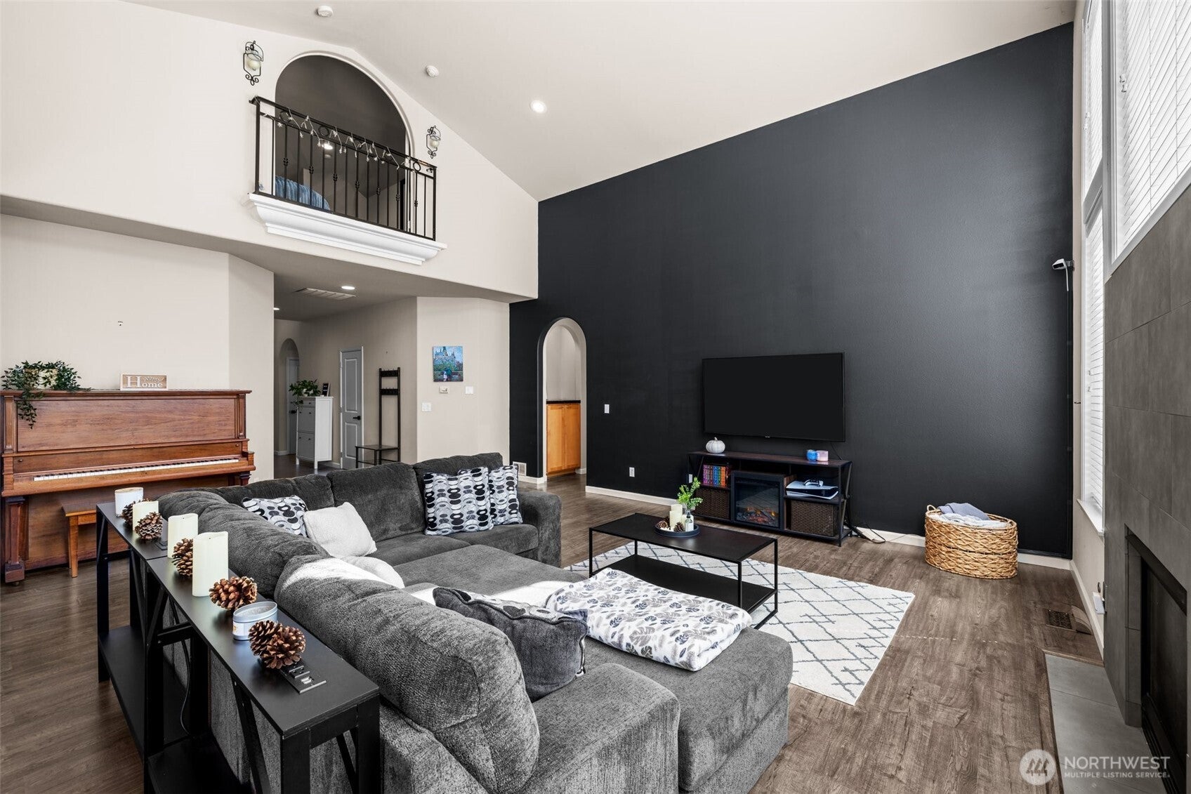 Tacoma, Washington, 98422, United States, 3 Bedrooms Bedrooms, ,3 BathroomsBathrooms,Residential,For Sale,1924531