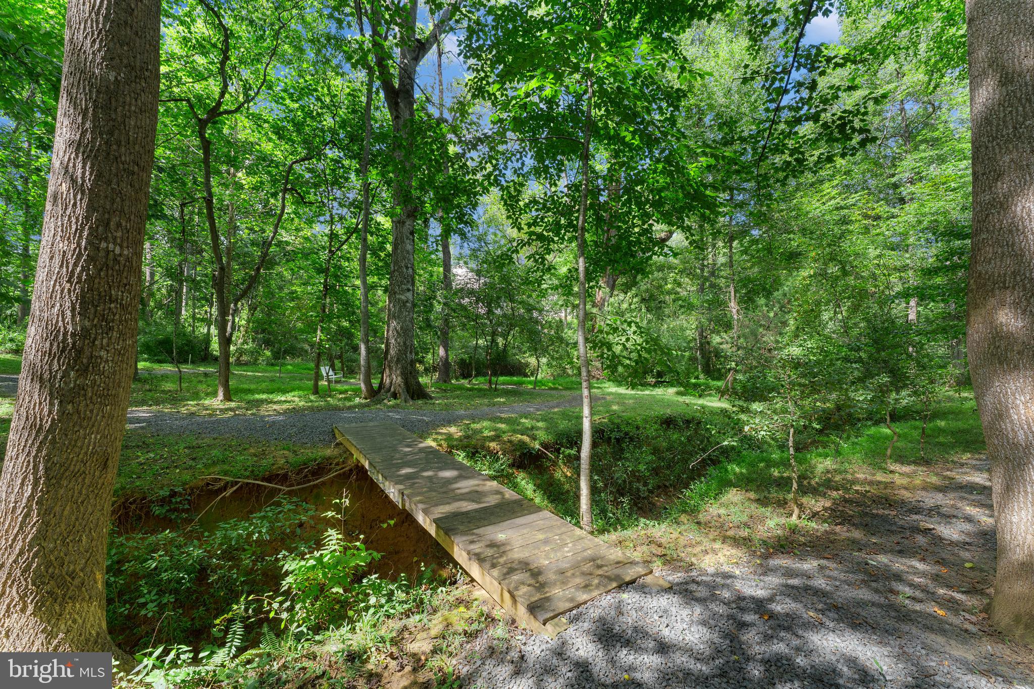 Jeffersonton, Virginia, 22724, United States, 5 Bedrooms Bedrooms, ,4 BathroomsBathrooms,Residential,For Sale,1935978