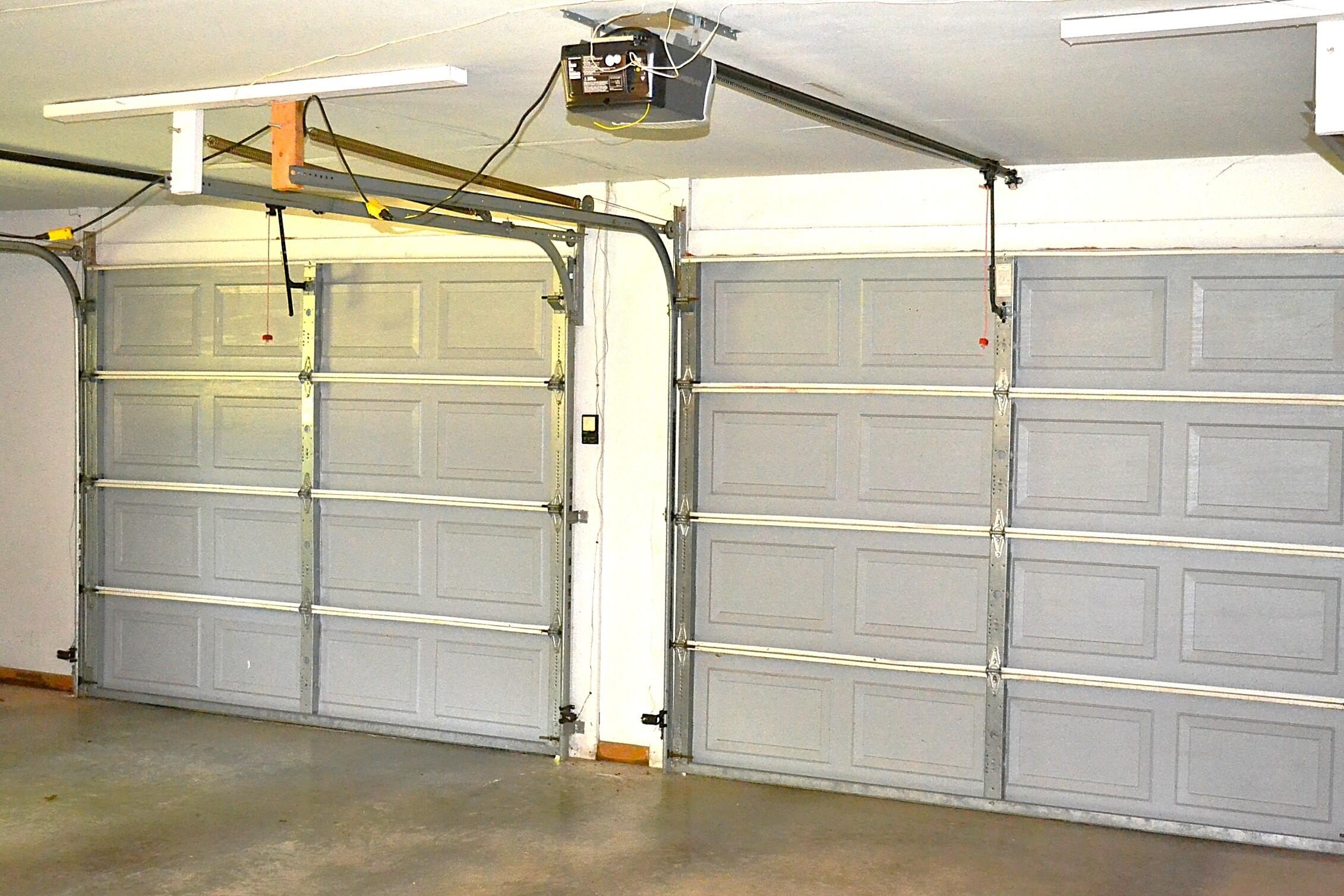 Lewisburg, West Virginia, 24901, United States, 6 Bedrooms Bedrooms, ,3 BathroomsBathrooms,Residential,For Sale,1940620