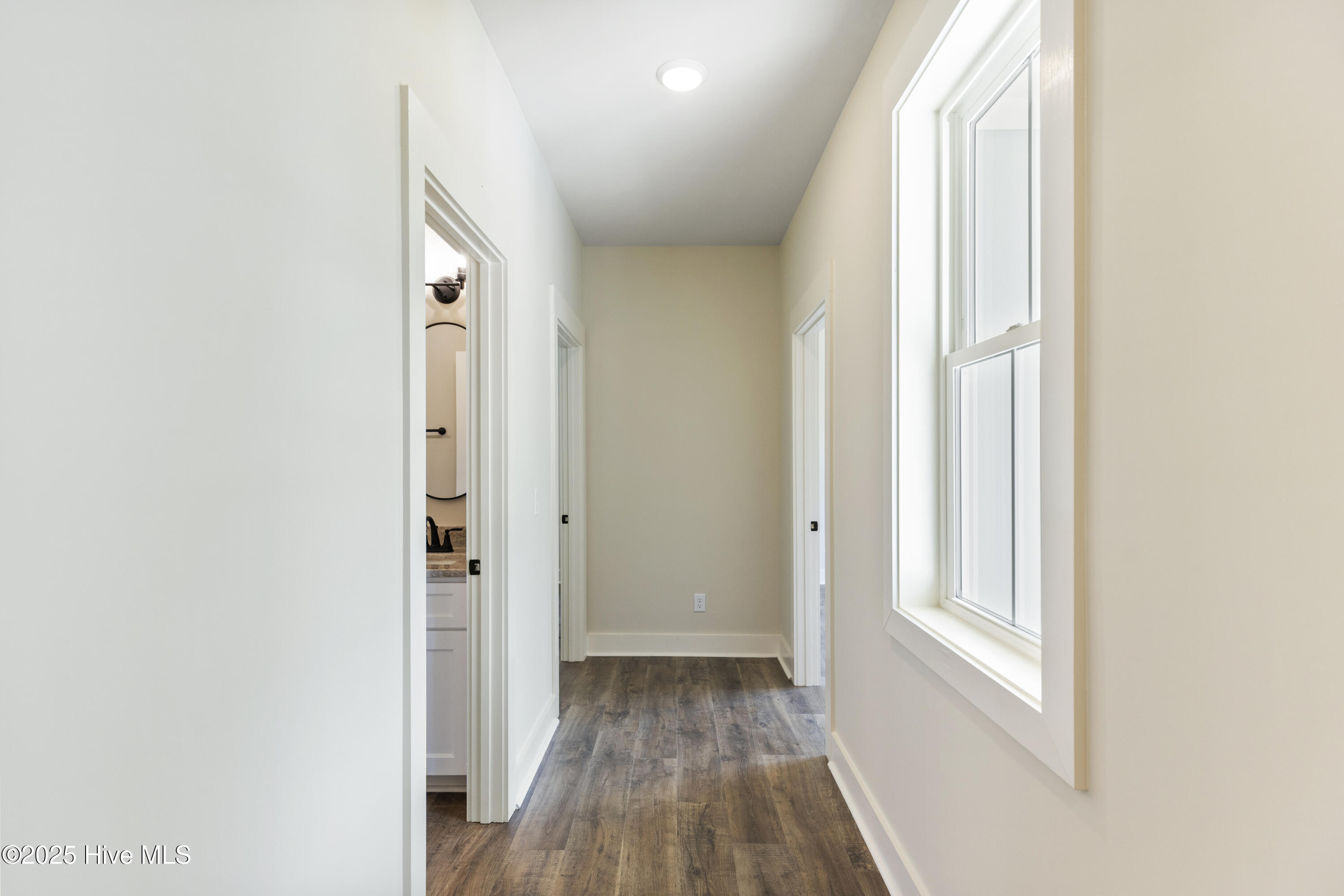 Carolina Beach, North Carolina, 28428, United States, 3 Bedrooms Bedrooms, ,2 BathroomsBathrooms,Residential,For Sale,1992087