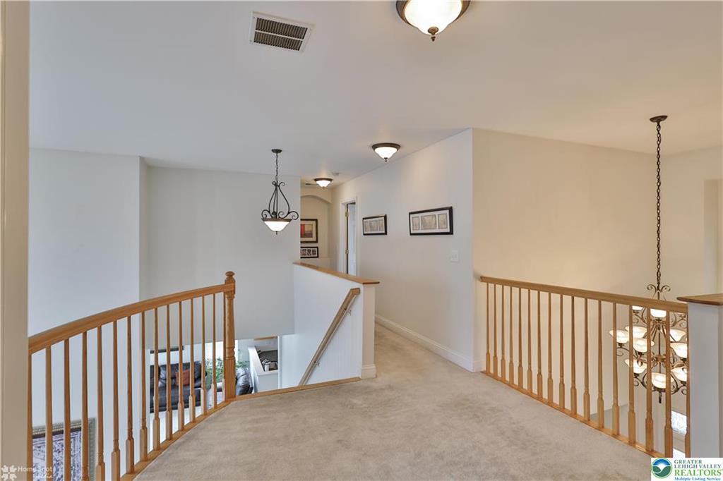 Easton, Pennsylvania, 18040, United States, 4 Bedrooms Bedrooms, ,3 BathroomsBathrooms,Residential,For Sale,1984149