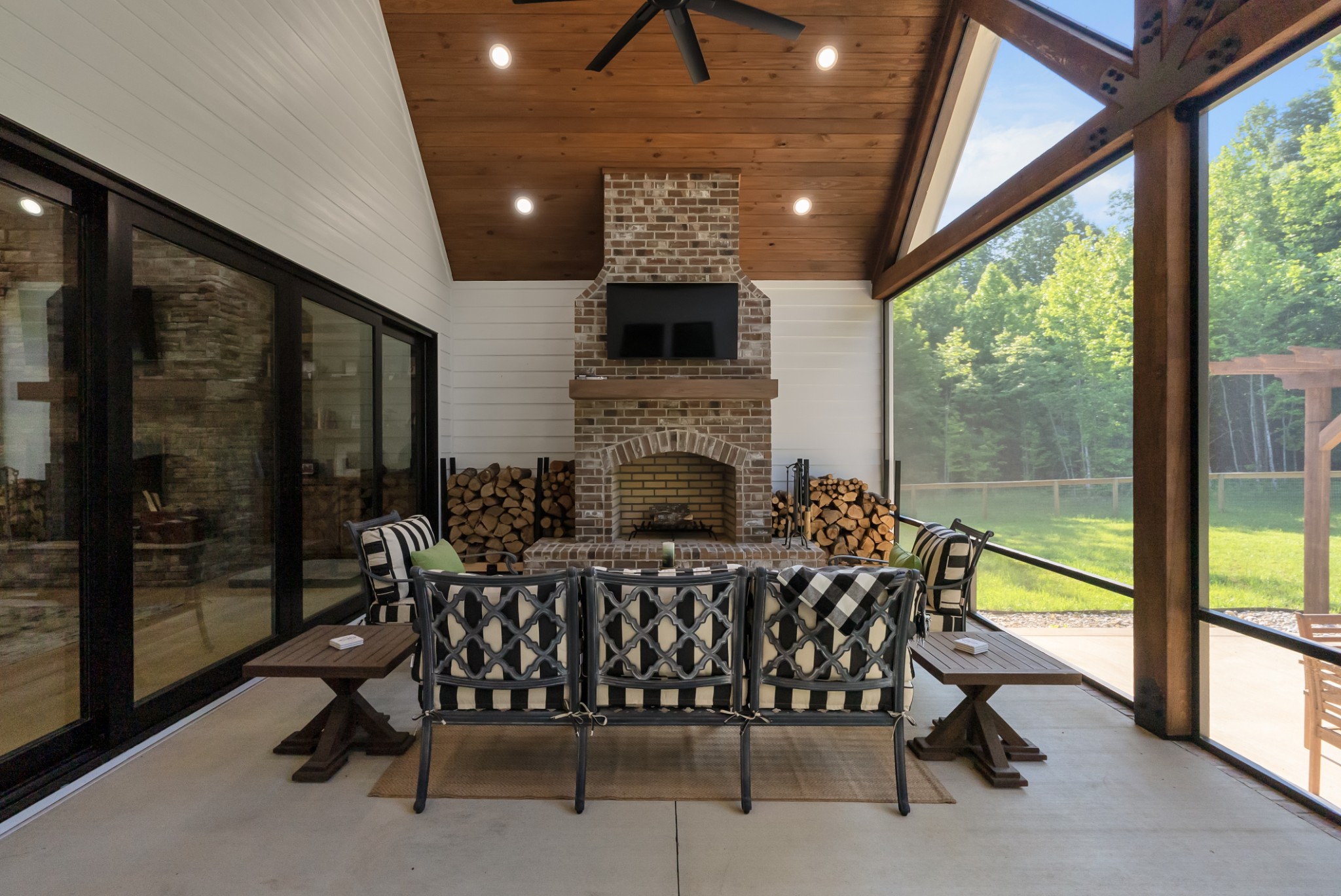  2133 Bear Creek Rd, Collinwood, TN, 38450 - 物件實景
