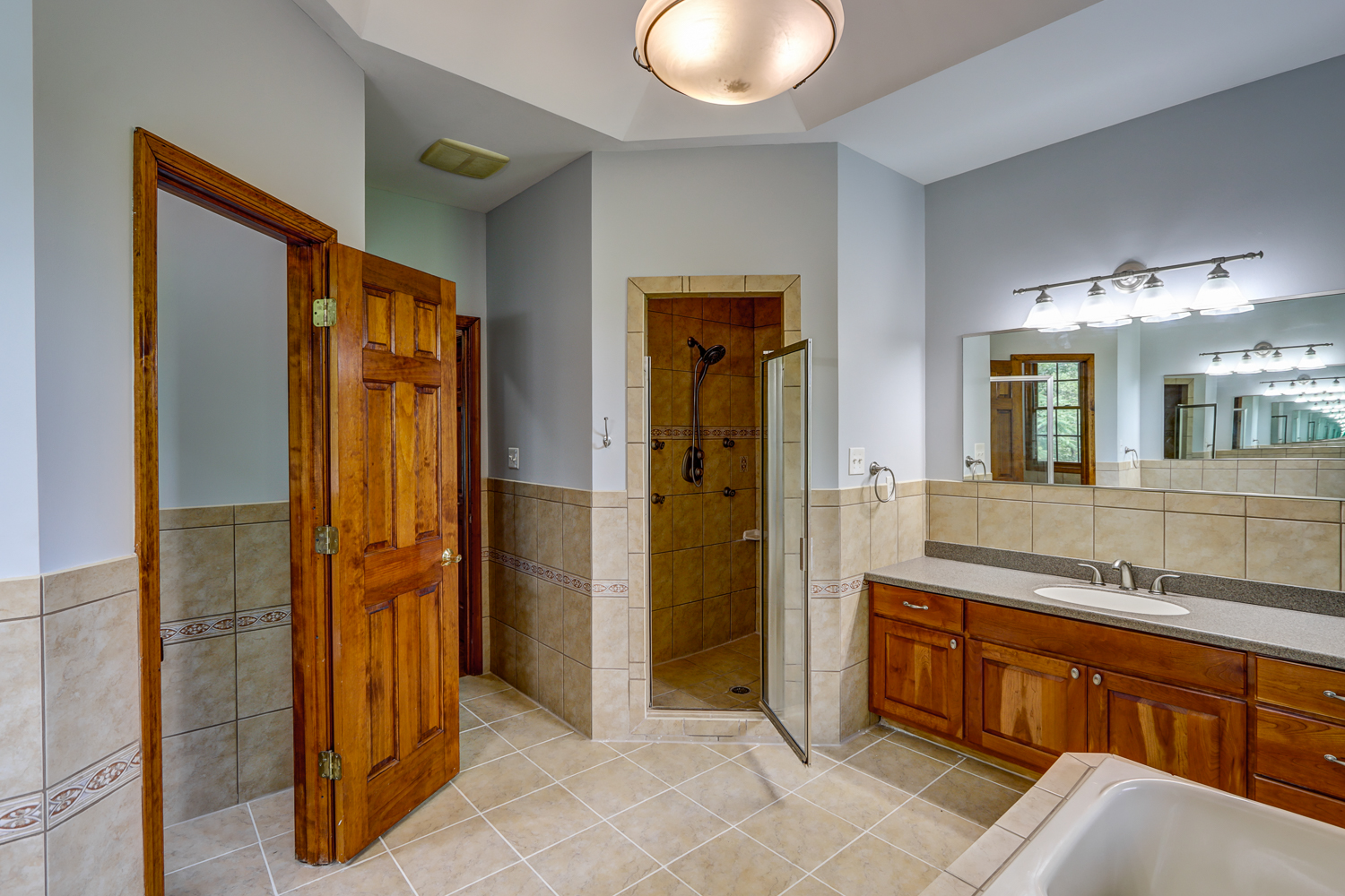 Appomattox, Virginia, 24522, United States, 4 Bedrooms Bedrooms, ,Residential,For Sale,1905819