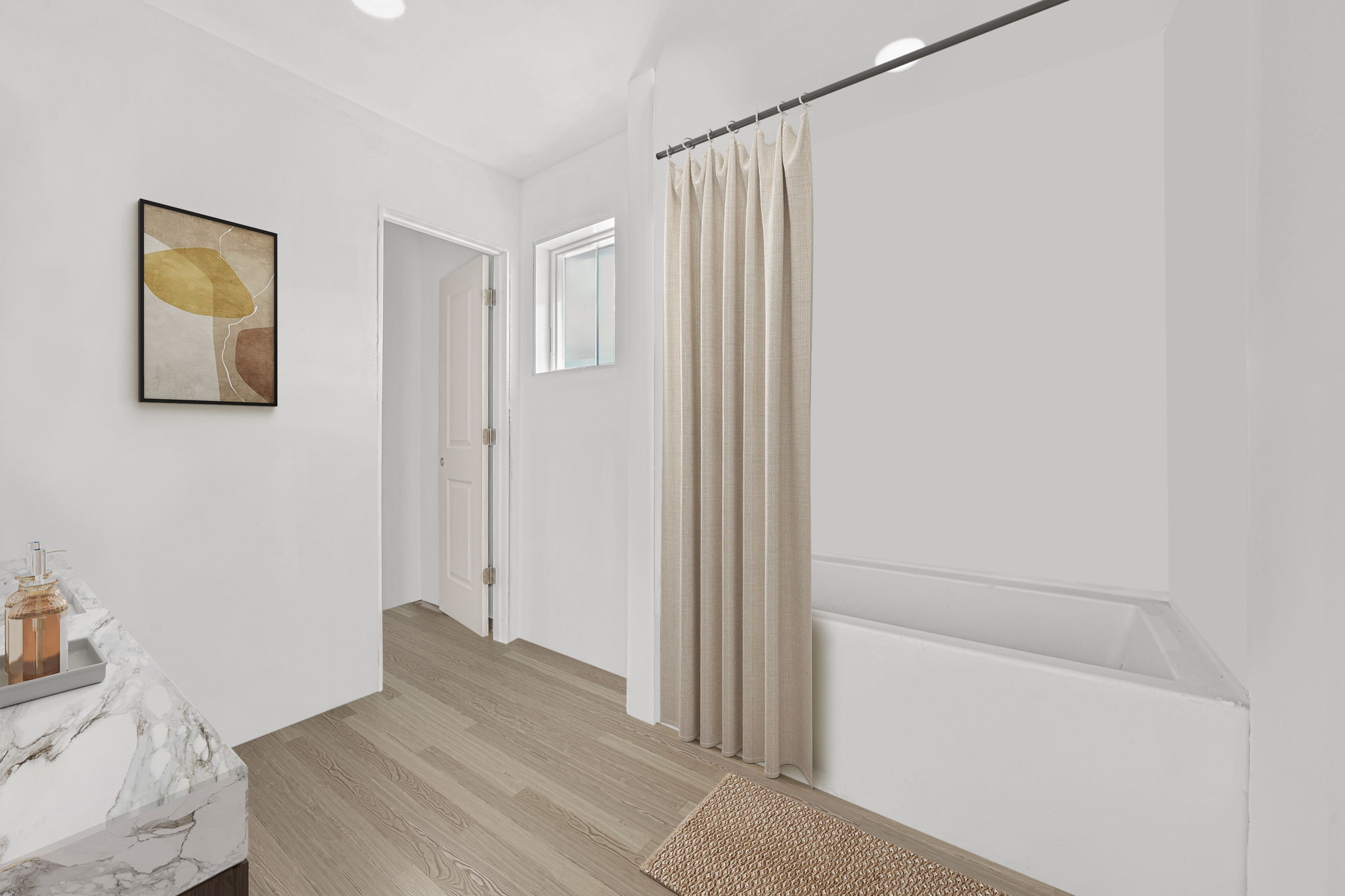 Boonton Twp., New Jersey, 07005, United States, 4 Bedrooms Bedrooms, ,3 BathroomsBathrooms,Residential,For Sale,1895134