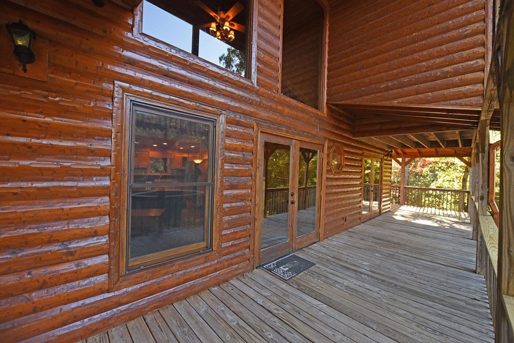 Suches, Georgia, 30572, United States, 3 Bedrooms Bedrooms, ,3 BathroomsBathrooms,Residential,For Sale,1877290