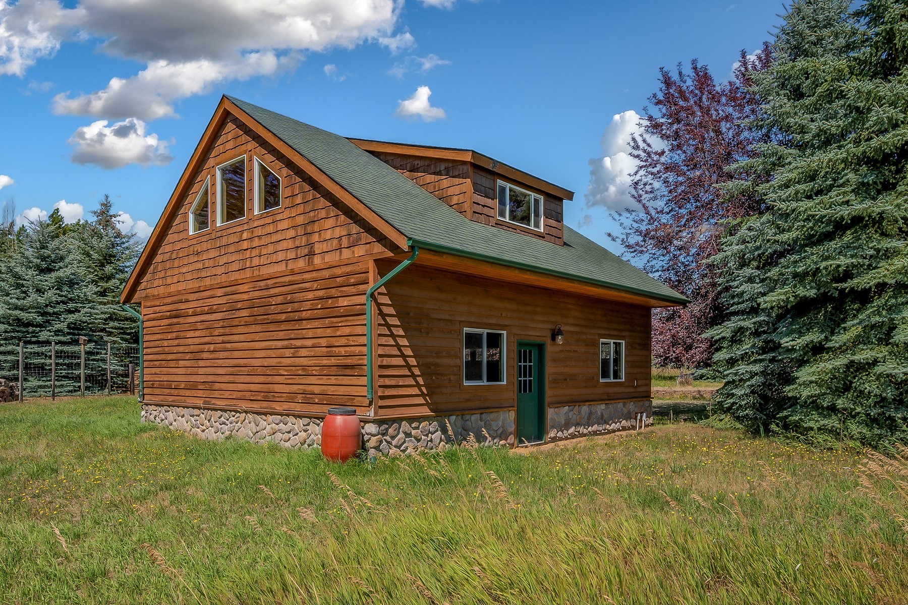  Artistic Log Home, Stunning Mountain Views - 物件實景