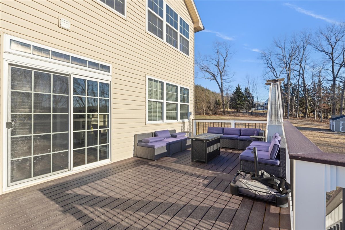New Windsor, Maryland, 21776, United States, 5 Bedrooms Bedrooms, ,5 BathroomsBathrooms,Residential,For Sale,1943659