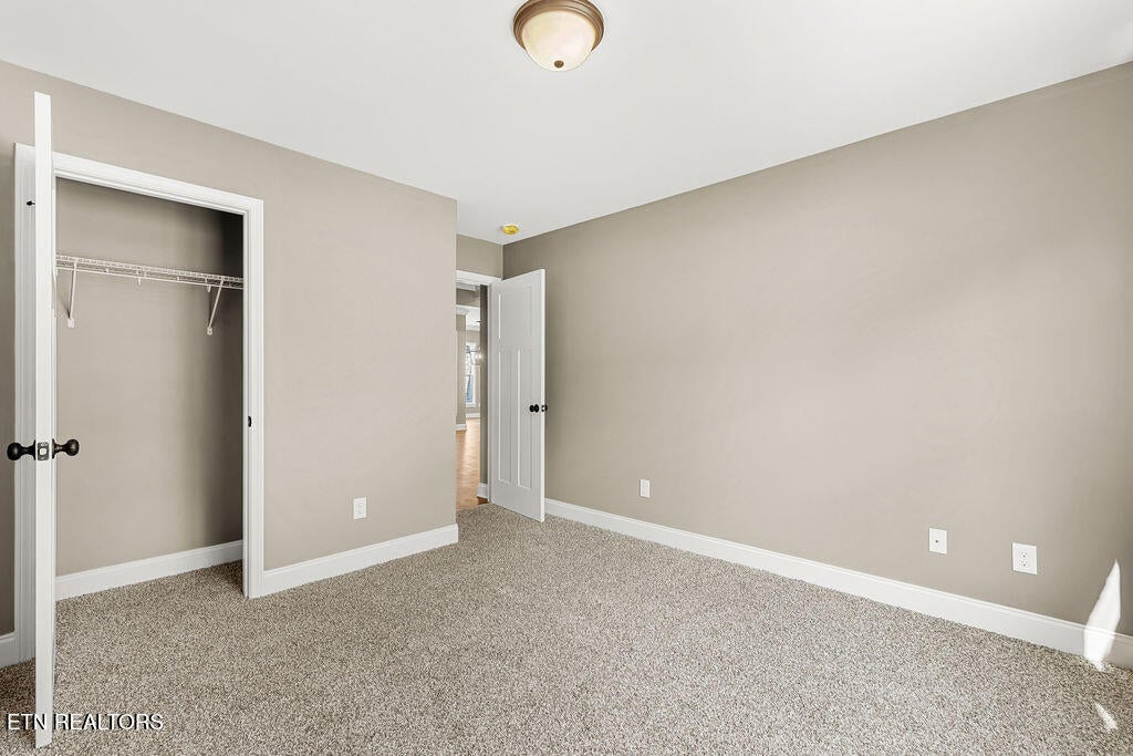 Lenoir City, Tennessee, 37771, United States, 3 Bedrooms Bedrooms, ,2 BathroomsBathrooms,Residential,For Sale,1933466