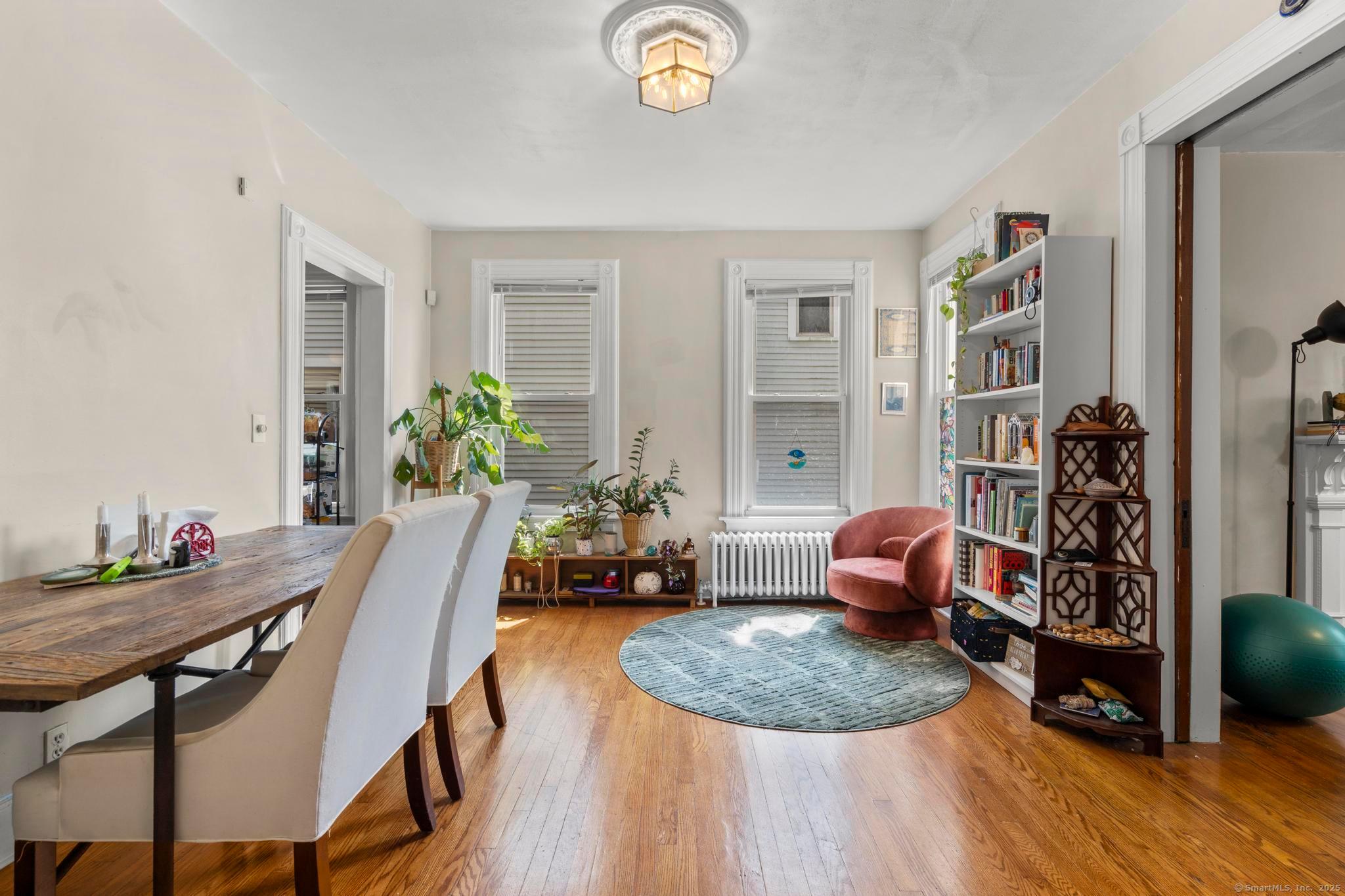 New Haven, Connecticut, 06511, United States, 5 Bedrooms Bedrooms, ,3 BathroomsBathrooms,Residential,For Sale,1930544
