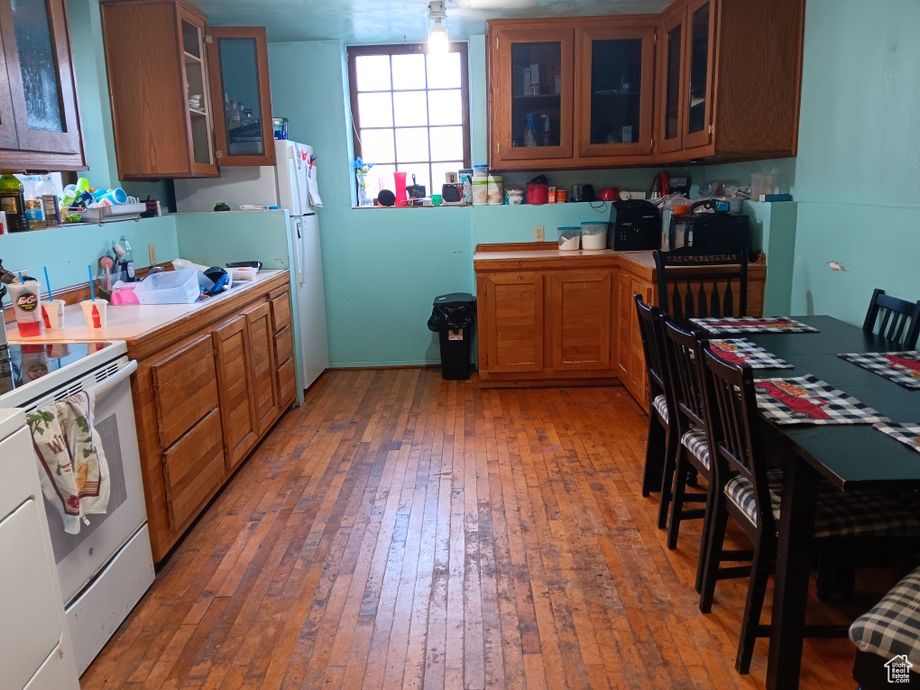 SALINA, Utah, 84654, United States, 16 Bedrooms Bedrooms, ,8 BathroomsBathrooms,Residential,For Sale,1874235