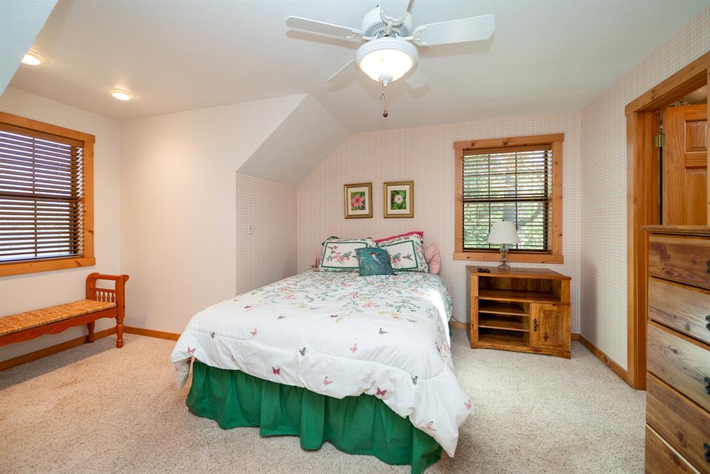 Gilmer, Texas, 75645, United States, 3 Bedrooms Bedrooms, ,4 BathroomsBathrooms,Residential,For Sale,2006338