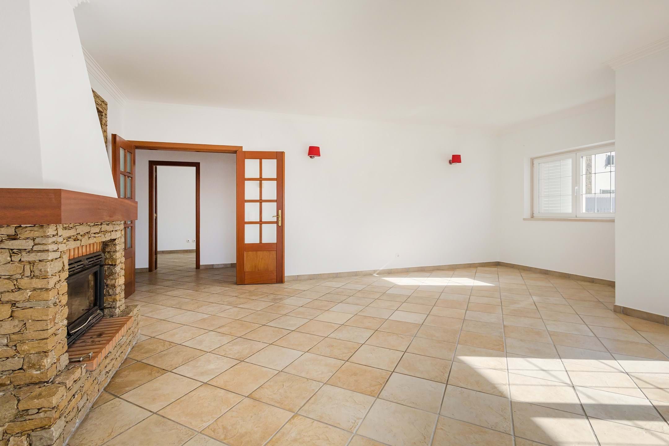 Sintra, Lisbon, 2705-605, PT, 4 Bedrooms Bedrooms, ,3 BathroomsBathrooms,Residential,For Sale,1793258