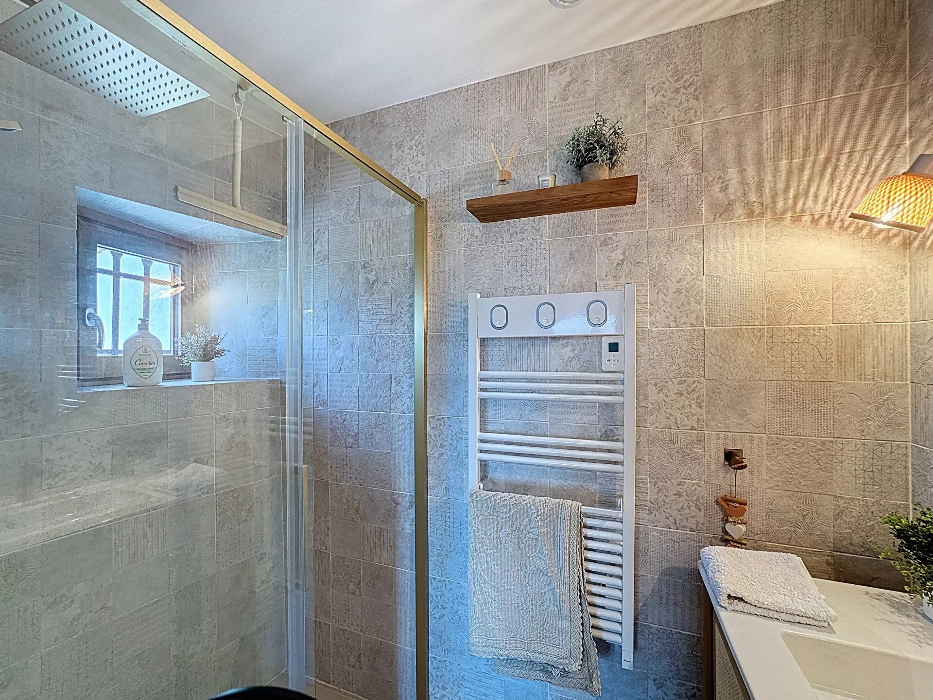 Fréjus, Provence-Alpes-Côte d’Azur, 83600, FR, 4 Bedrooms Bedrooms, ,8 BathroomsBathrooms,Residential,For Sale,1994397