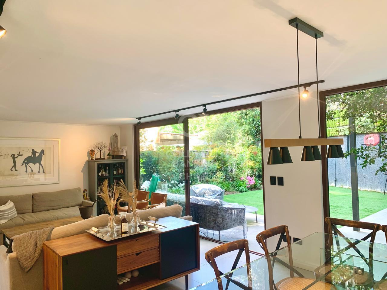 Lo Barnechea, Chile, 6 Bedrooms Bedrooms, ,5 BathroomsBathrooms,Residential,For Sale,1963848