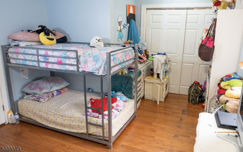 Elizabeth City, New Jersey, 07206, United States, 2 Bedrooms Bedrooms, ,3 BathroomsBathrooms,Residential,For Sale,1992844