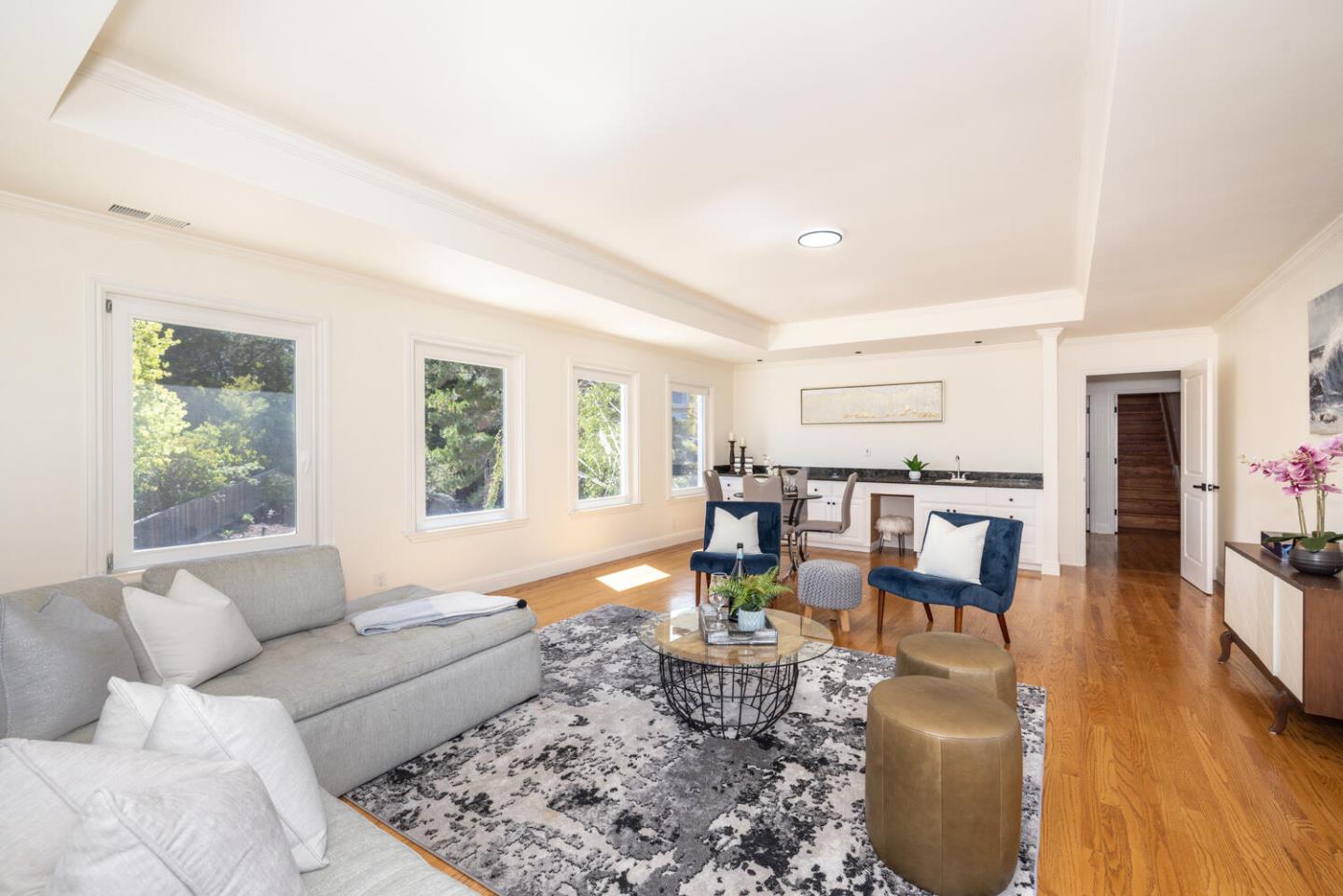 Hillsborough, California, 94010, United States, 5 Bedrooms Bedrooms, ,5 BathroomsBathrooms,Residential,For Sale,1940320
