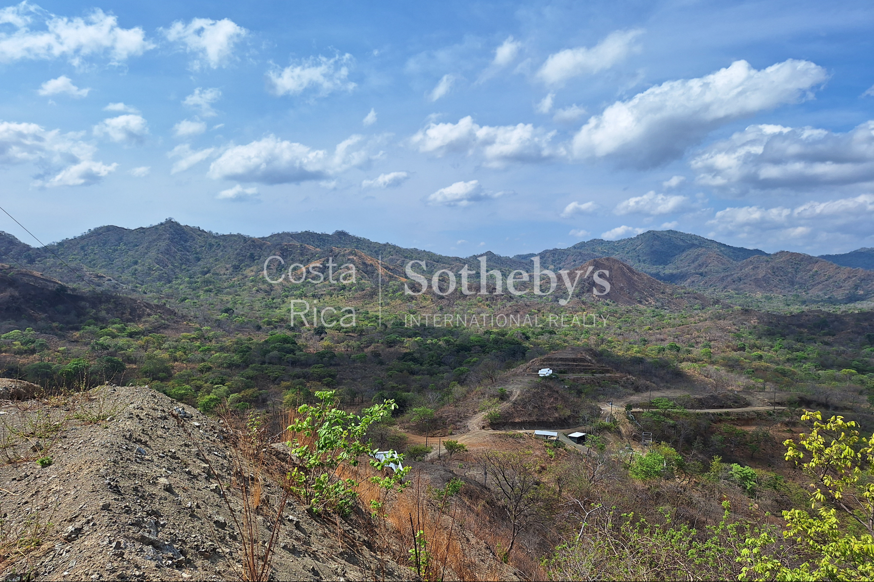  100ha+ development property behind Flamingo - 物件實景