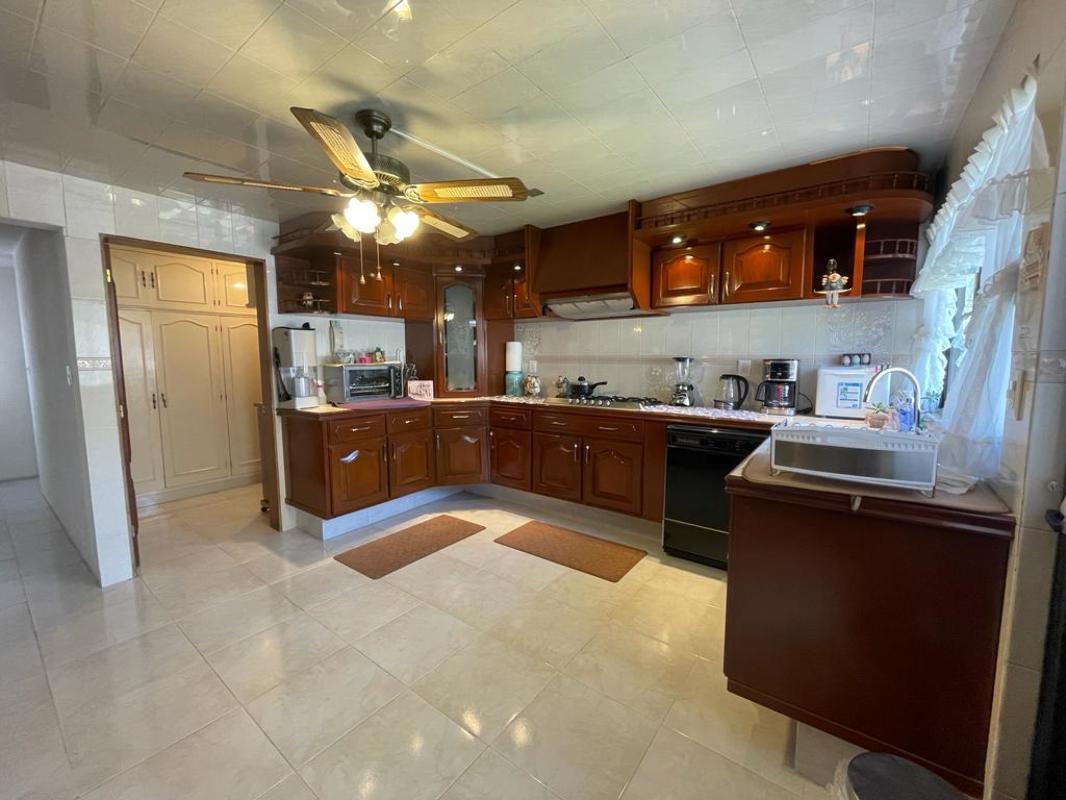 Paseo Santa Ana, Metepec, Estado de México, 52172, Mexico, 3 Bedrooms Bedrooms, ,2 BathroomsBathrooms,Residential,For Sale,Paseo Santa Ana,1441331