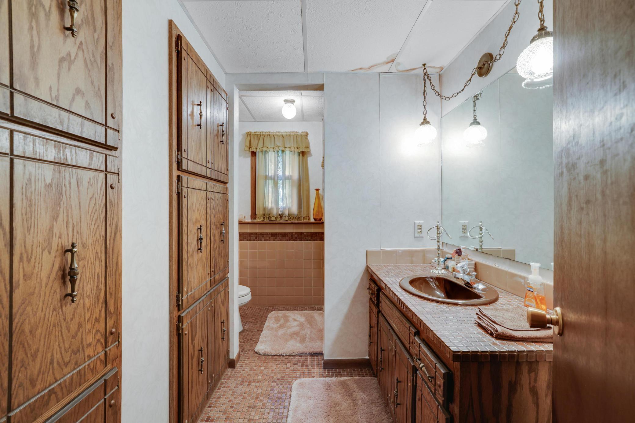 Andover, Minnesota, 55304, United States, 4 Bedrooms Bedrooms, ,2 BathroomsBathrooms,Residential,For Sale,1975658