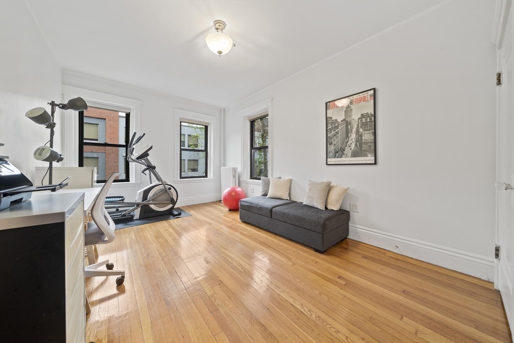 Brookline, Massachusetts, 02446, United States, 3 Bedrooms Bedrooms, ,2 BathroomsBathrooms,Residential,For Sale,1787274