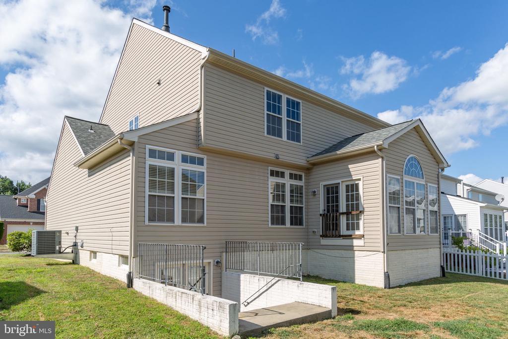 Fredericksburg, Virginia, 22407, United States, 4 Bedrooms Bedrooms, ,4 BathroomsBathrooms,Residential,For Sale,1883172