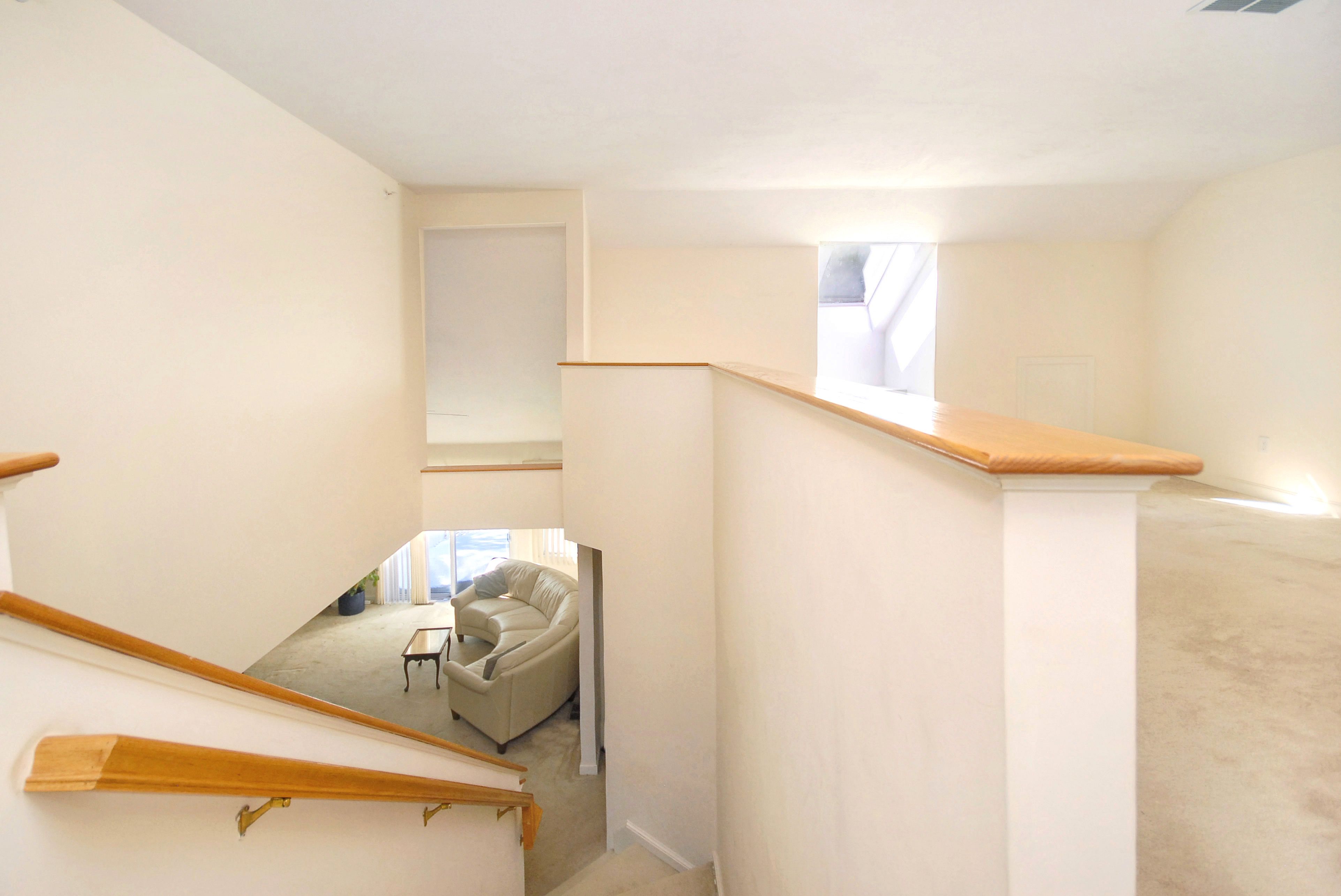  4 Autumn Drive, Unit B, Hudson, MA 01749 - 物件實景