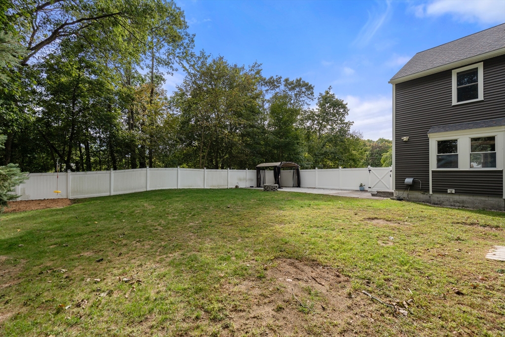 Hudson, Massachusetts, 01749, United States, 3 Bedrooms Bedrooms, ,2 BathroomsBathrooms,Residential,For Sale,1947997