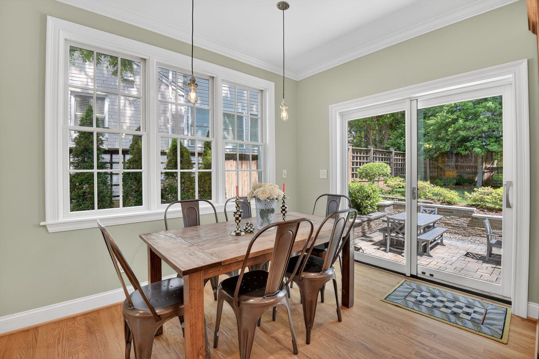  5909 Madawaska Road, Bethesda, MD, 20816 - 物件實景