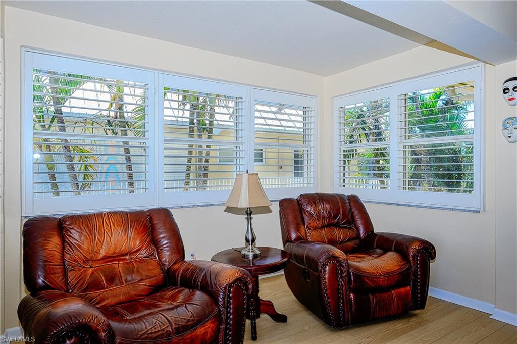 Naples, Florida, 34102, United States, 2 Bedrooms Bedrooms, ,2 BathroomsBathrooms,Residential,For Sale,1867341
