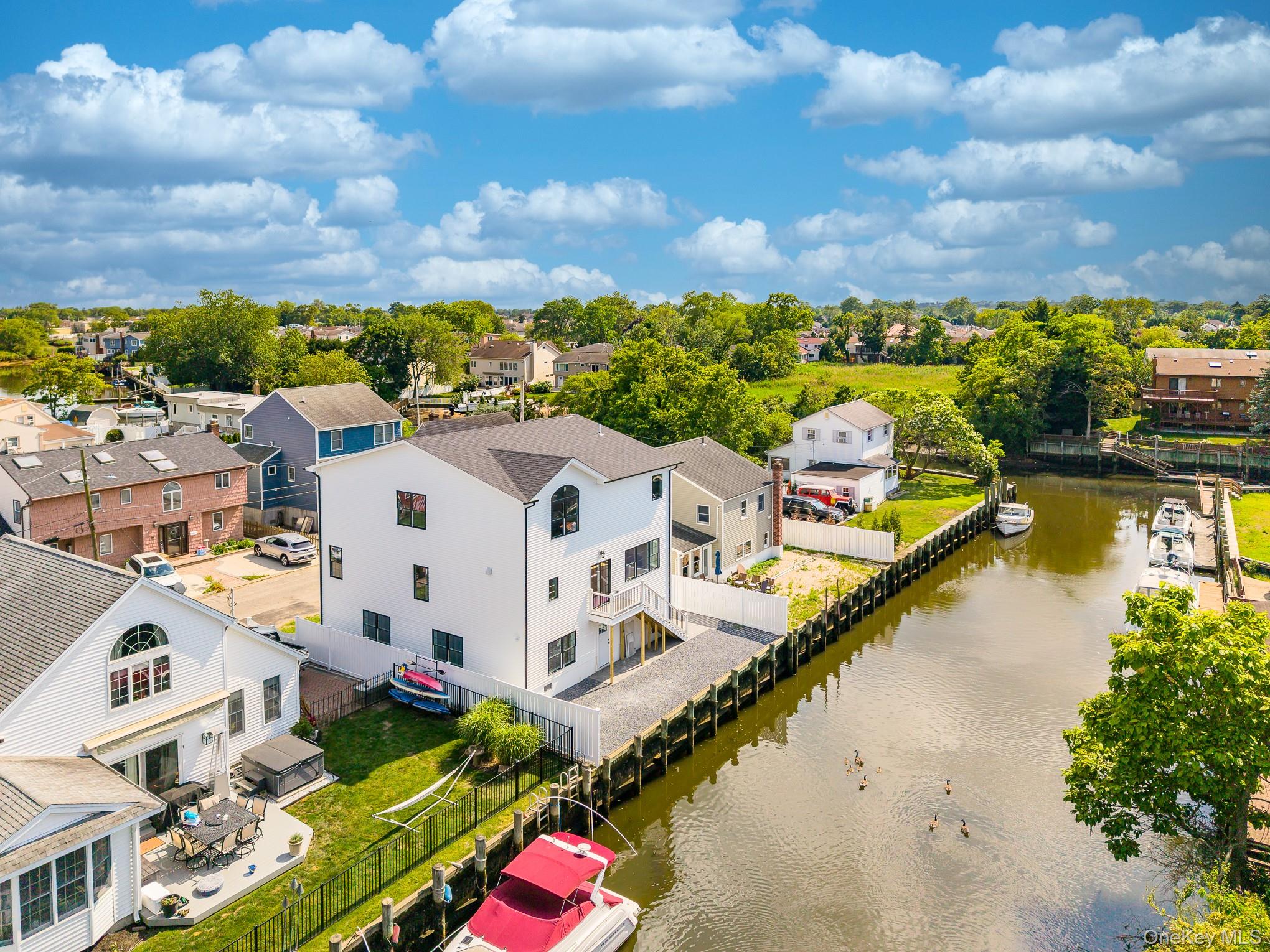 Bellmore, New York, 11710, United States, 5 Bedrooms Bedrooms, ,3 BathroomsBathrooms,Residential,For Sale,1977059