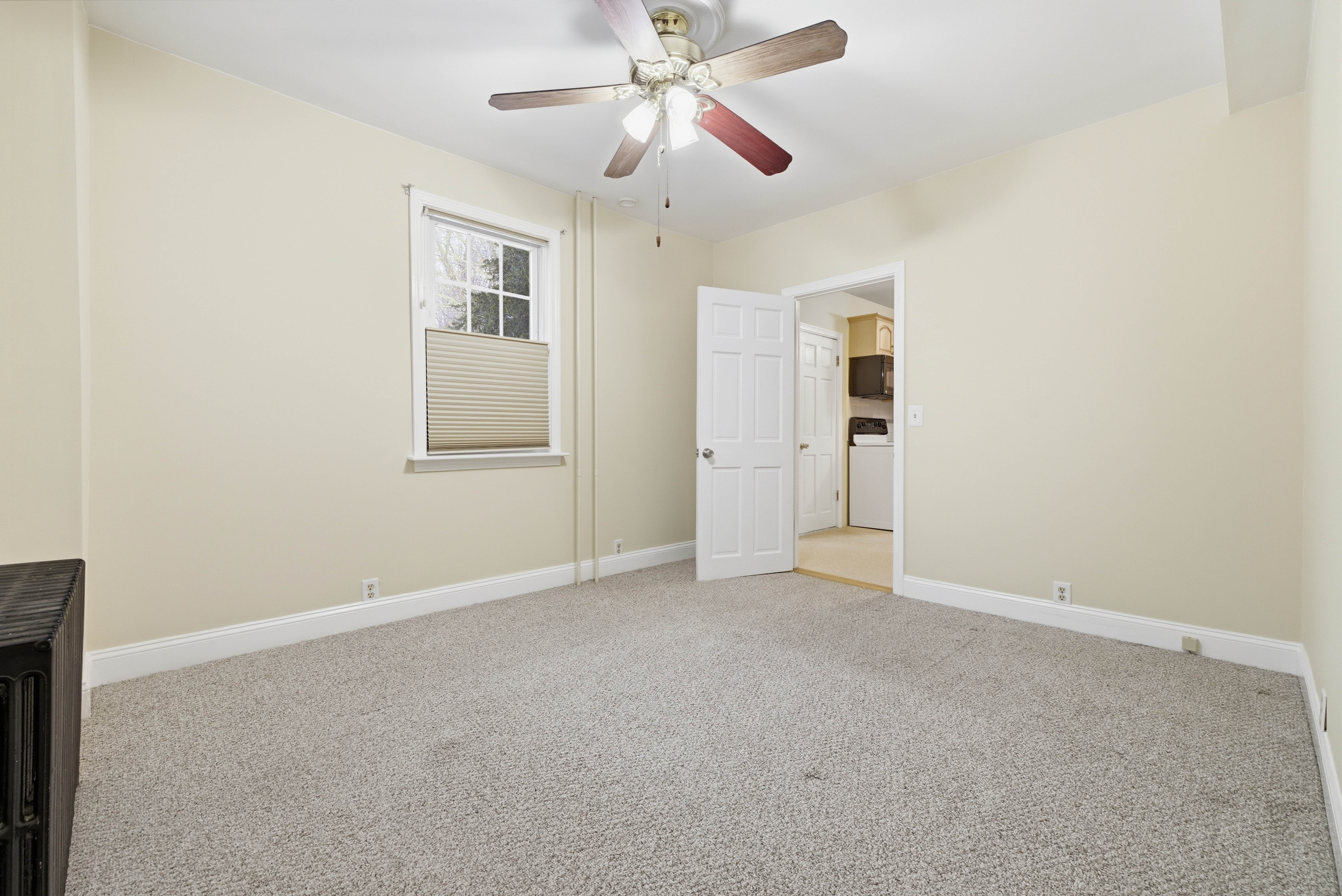  Cozy Sale Listing in Essex, CT - 物件實景