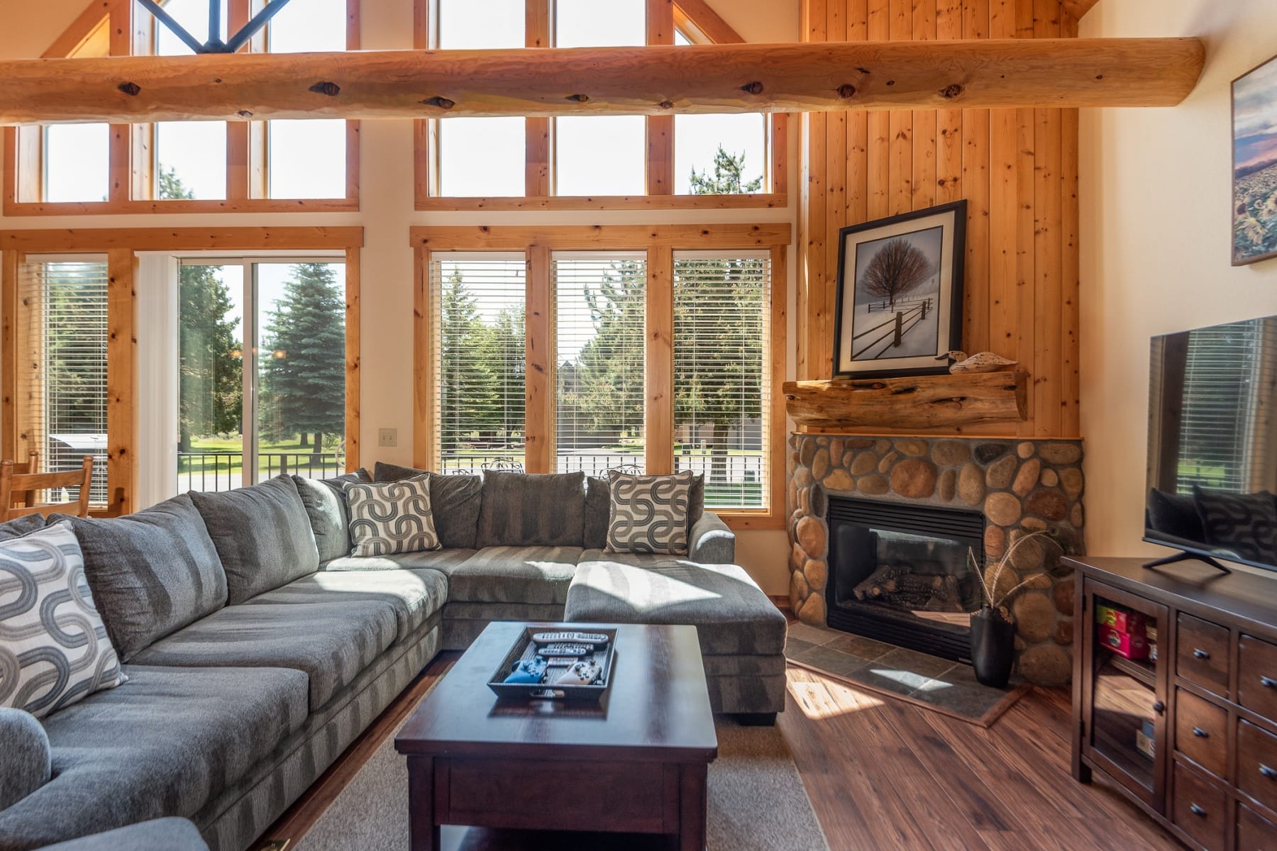  8578 Red Wing Lane Redmond, OR 97756 - 物件實景