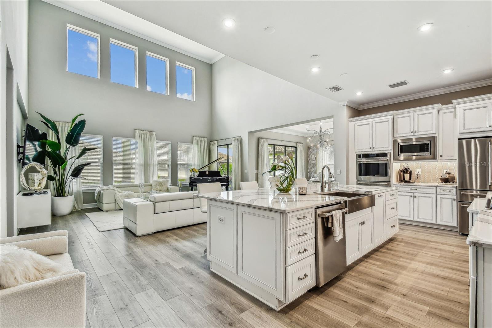 Wesley Chapel, Florida, 33543, United States, 5 Bedrooms Bedrooms, ,4 BathroomsBathrooms,Residential,For Sale,2008610