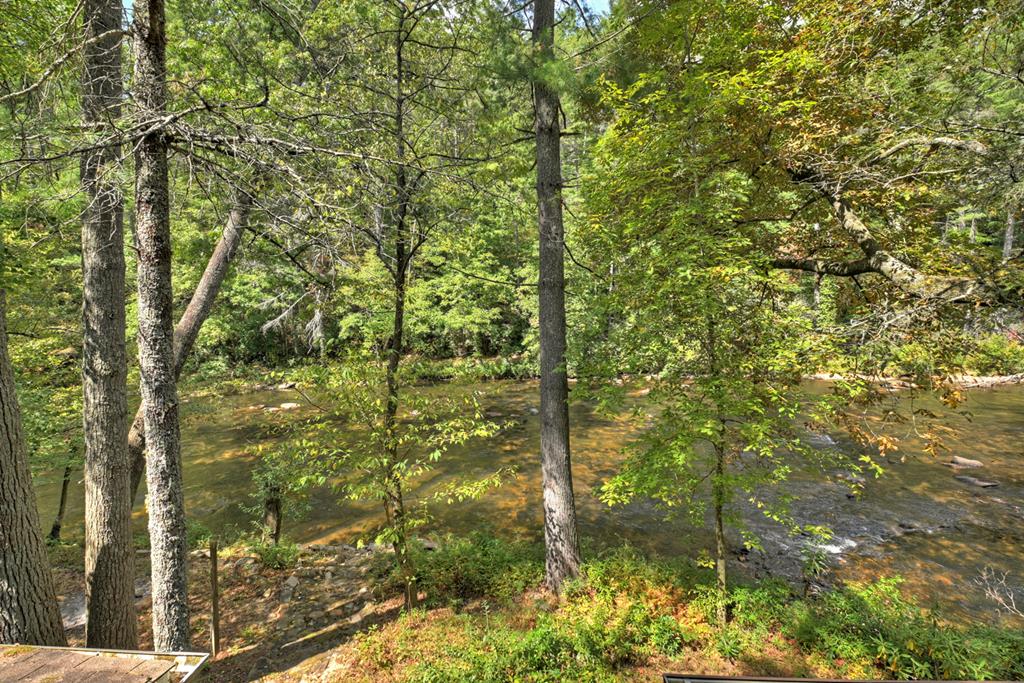 Blue Ridge, Georgia, 30513, United States, 4 Bedrooms Bedrooms, ,4 BathroomsBathrooms,Residential,For Sale,1859104
