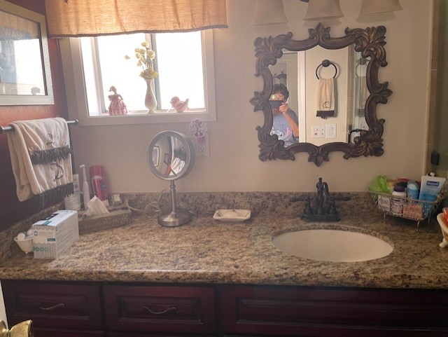Duarte, California, 91010, United States, 2 Bedrooms Bedrooms, ,2 BathroomsBathrooms,Residential,For Sale,1923522