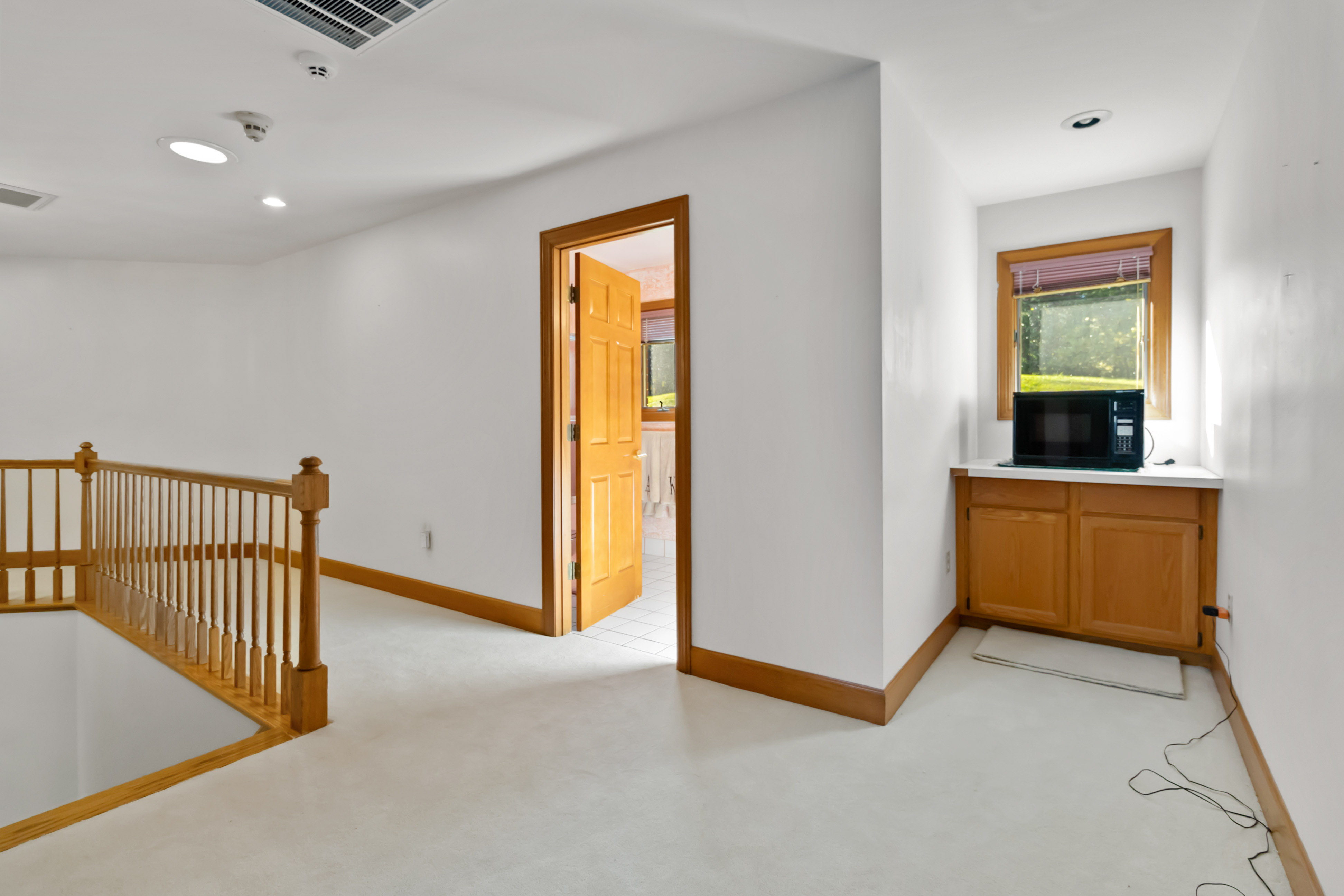 Somerset, Kentucky, 42501, United States, 4 Bedrooms Bedrooms, ,3 BathroomsBathrooms,Residential,For Sale,1980491