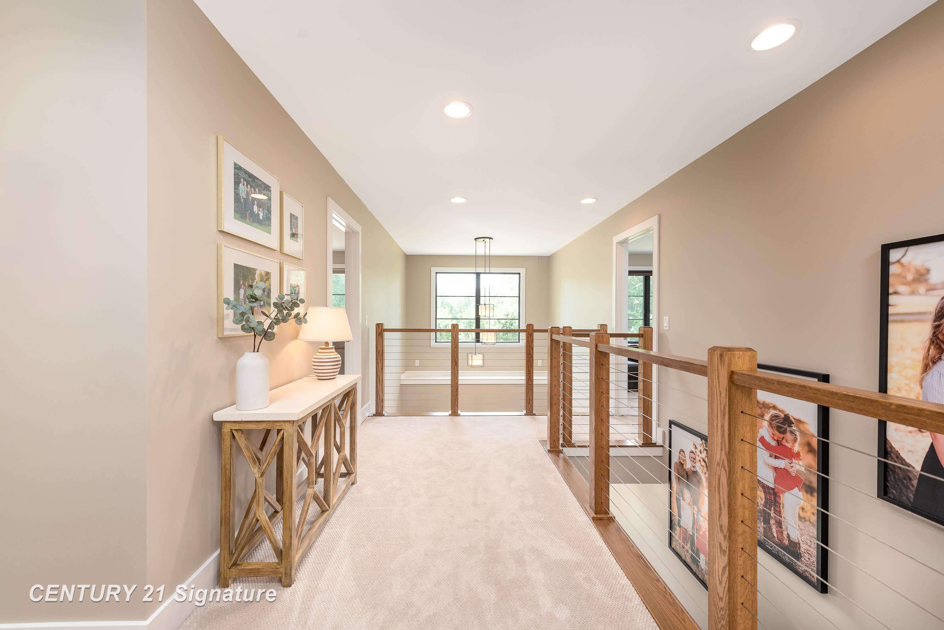 Midland, Michigan, 48642, United States, 4 Bedrooms Bedrooms, ,5 BathroomsBathrooms,Residential,For Sale,1975618