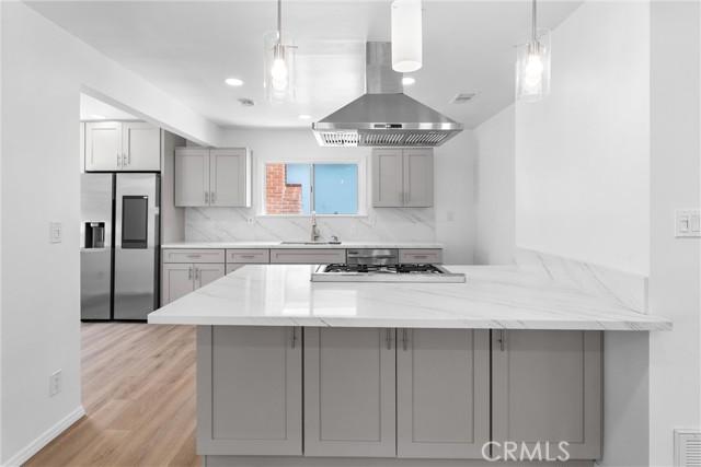 Los Angeles, California, 90043, United States, 3 Bedrooms Bedrooms, ,2 BathroomsBathrooms,Residential,For Sale,1909410