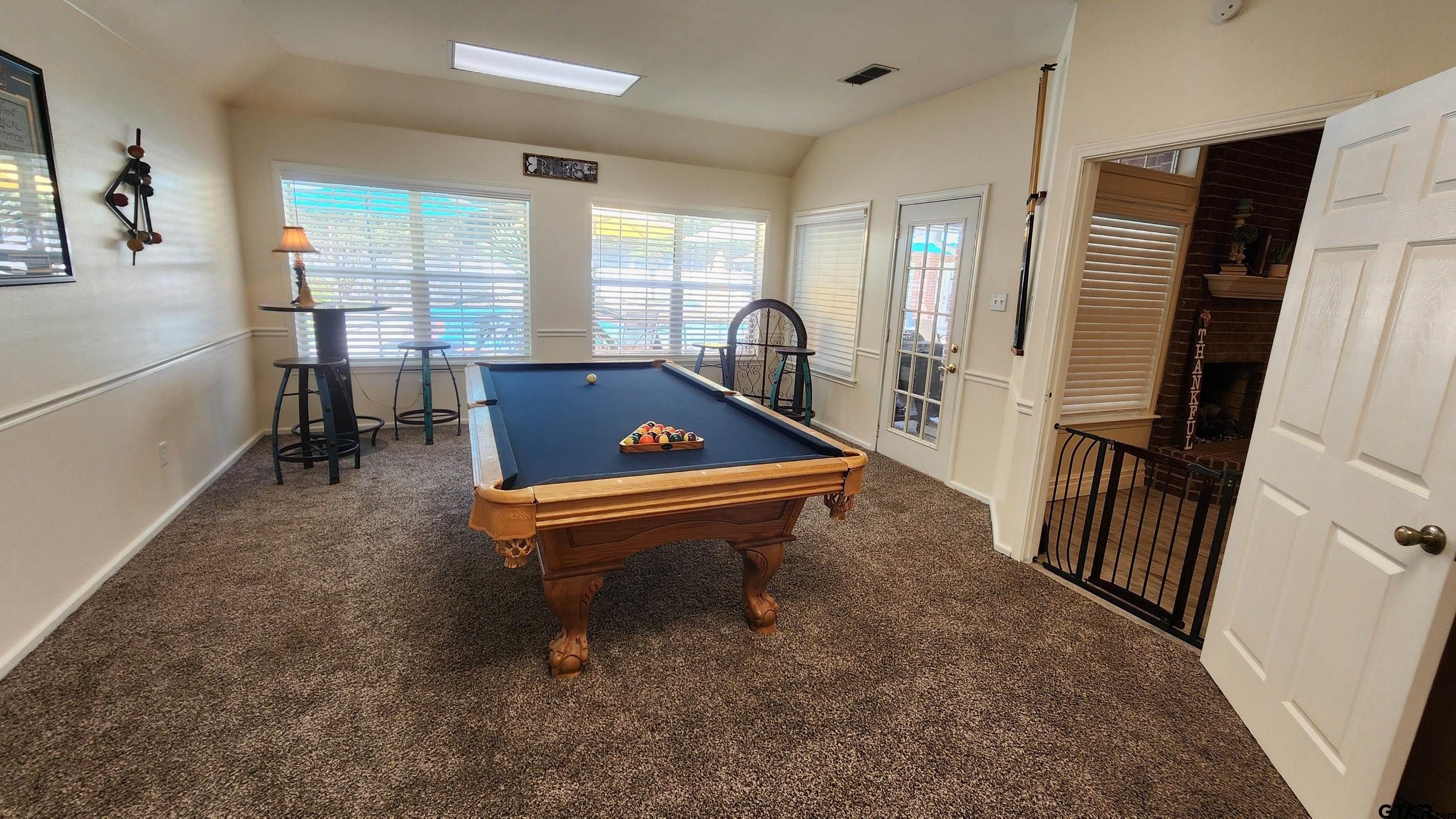 Pittsburg, Texas, 75686, United States, 4 Bedrooms Bedrooms, ,4 BathroomsBathrooms,Residential,For Sale,1880641