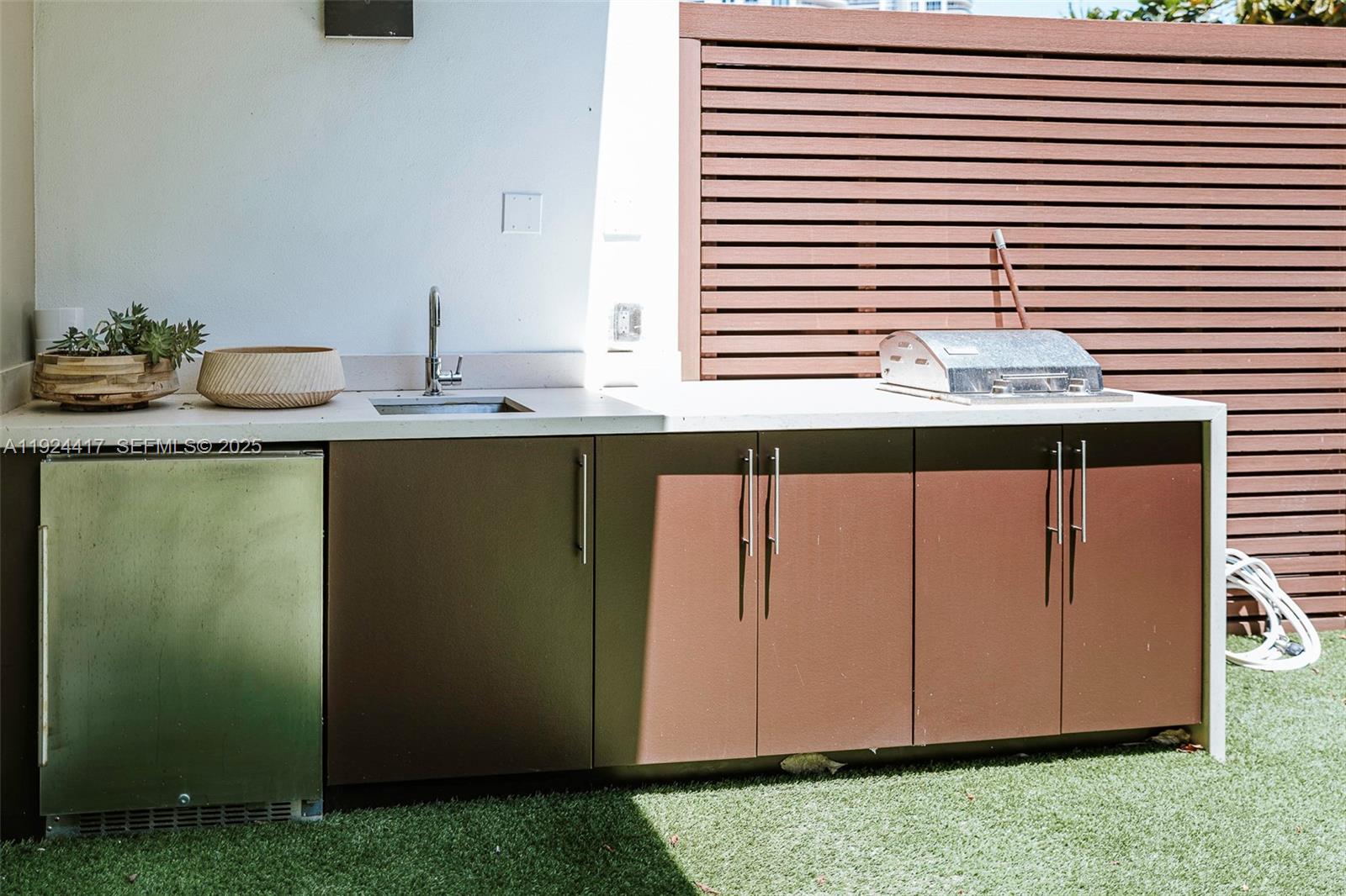 Fort Lauderdale, Florida, 33308, United States, 3 Bedrooms Bedrooms, ,4 BathroomsBathrooms,Residential,For Sale,2003480