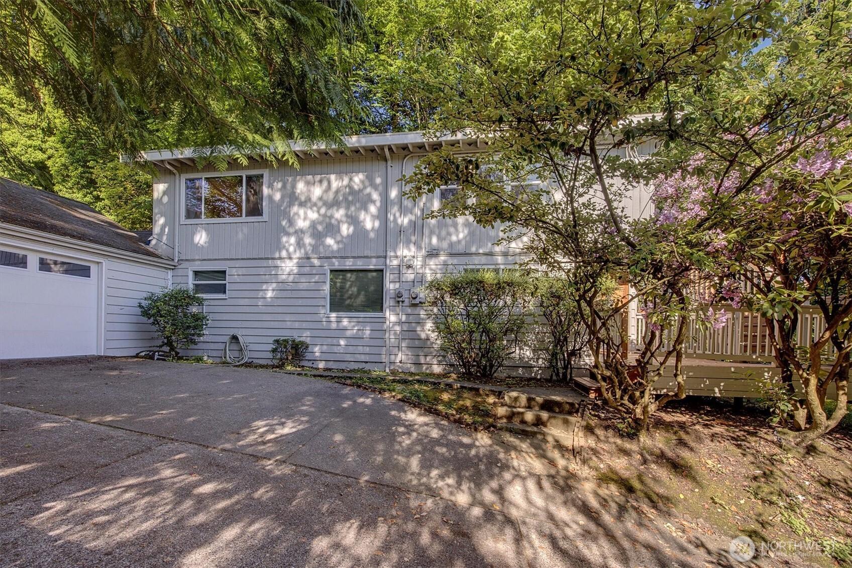 MOUNTLAKE TERRACE, Washington, 98043, United States, 4 Bedrooms Bedrooms, ,2 BathroomsBathrooms,Residential,For Sale,1890817